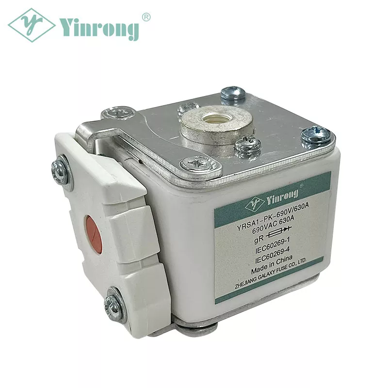 Cầu chì gR siêu nhanh 690VAC 630A thân vuông